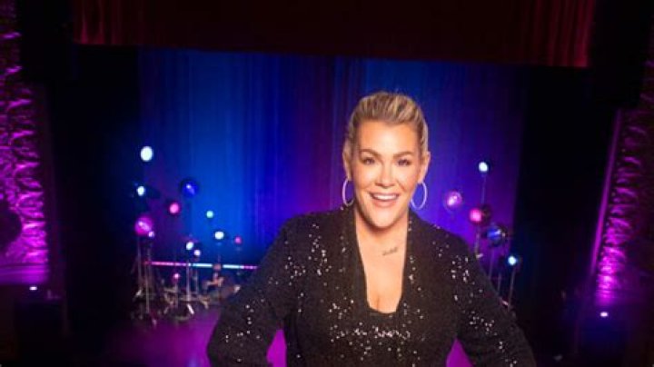 Heather McMahan net worth (and things you might not know about the comedian)