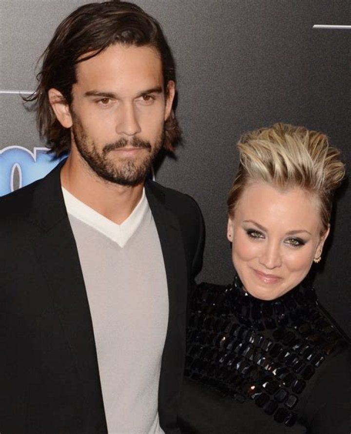 Kelly Cuoco Marries Ryan Sweeting on New Years Eve
