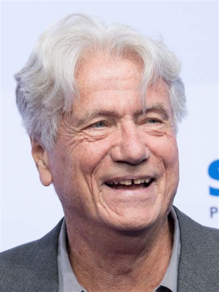 Steven Cree Height - CelebsHeight.org