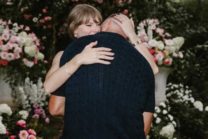 Travis Kelce 'spending wild amounts to impress' Taylor Swift - but he 'better watch out'